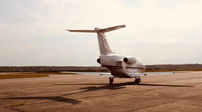 Let me take you for a walk … #edav #finow #flugplatzeberswalde #premier1 #beechcraft #rb-60 #aviationisourpassion #summer #finow #finowairservice #finowairbase #pilotslife #businessjet #businessaviation #generalaviation #aviation #aviationlovers🛩❤️ #jet #business